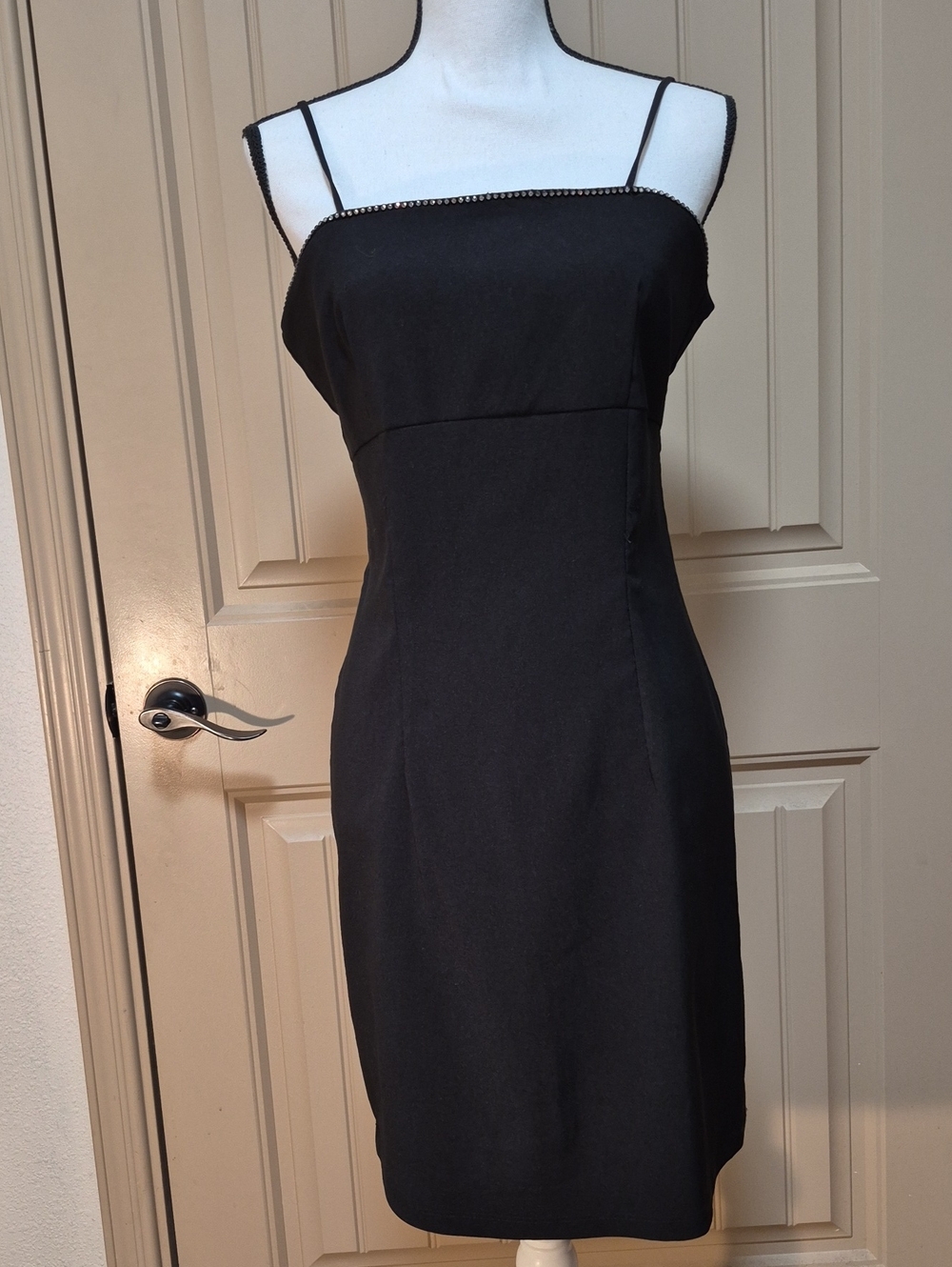 L Black Spaghetti Strap Mini Bling Dress